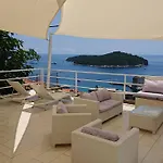 Apartment Chic Ploce